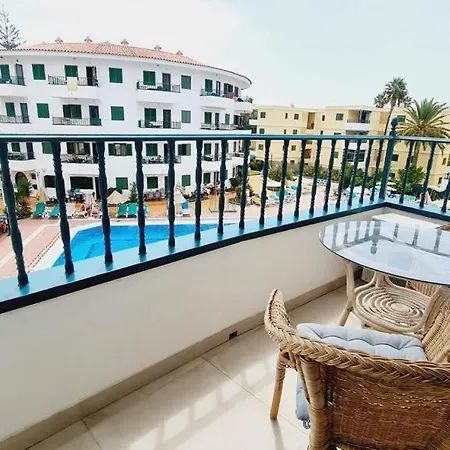 Faluas 327 Apartman *